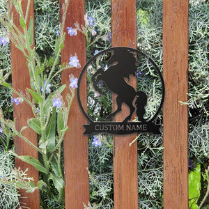 Custom Family Name Metal Horse Sign For Yard & Garden Decor